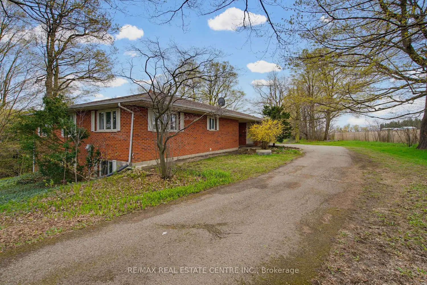 Additional image 15 of 294052 8Th Line