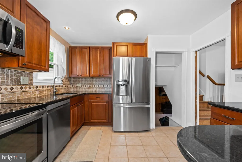 Additional image 8 of 1916 Floral Drive, Wilmington, DE 19810