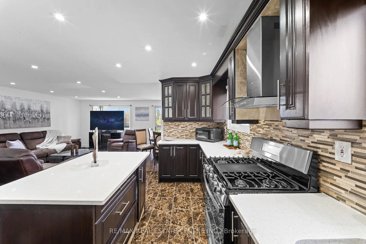 Additional image 3 of 22 Glen Echo Court