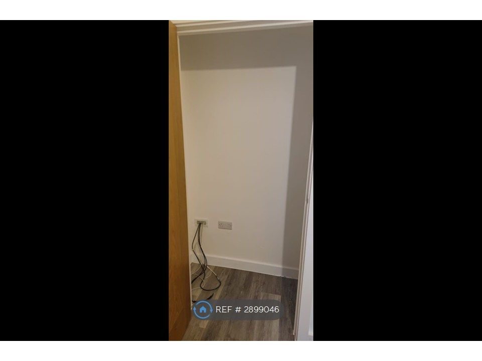 Additional image 11 of 2 bed flat to rentAlice Court, Luton LU2