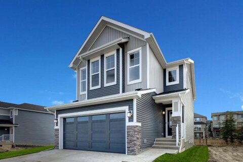 Additional image 7 of 243 Silver Spruce Grove SW, Calgary, AB, T2X 5M2