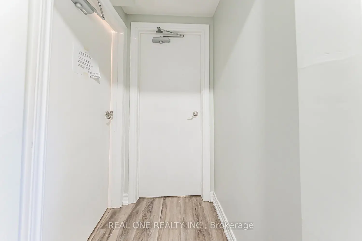 27 Elise Terrace photo 5