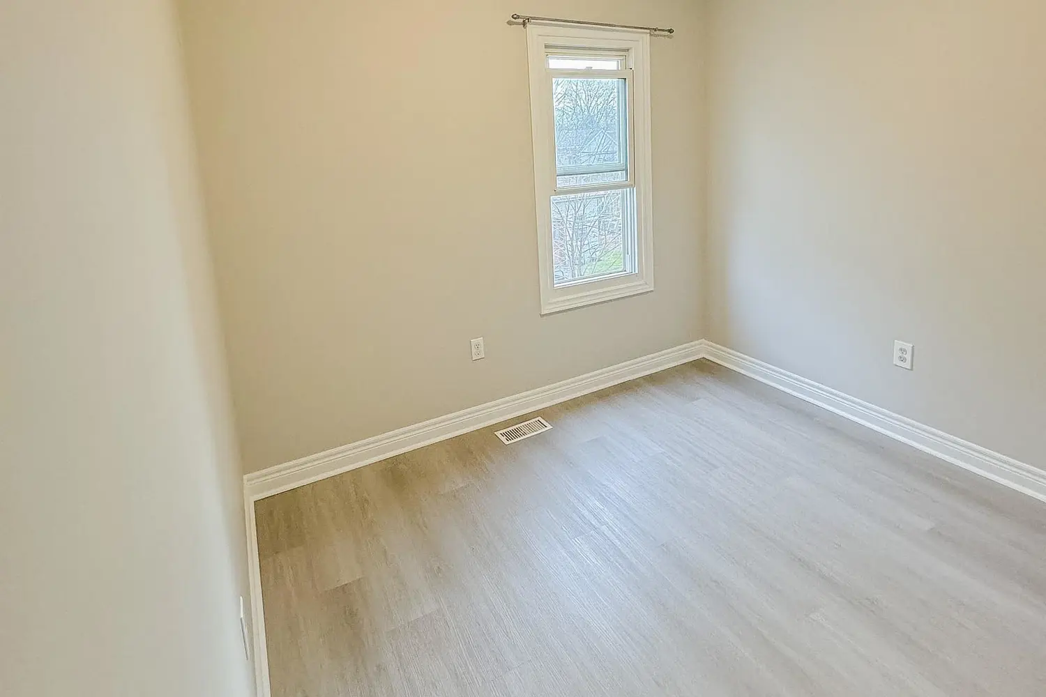 Additional image 13 of 123 Dain Avenue