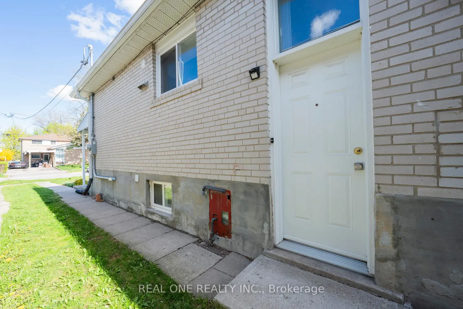 27 Elise Terrace photo 3