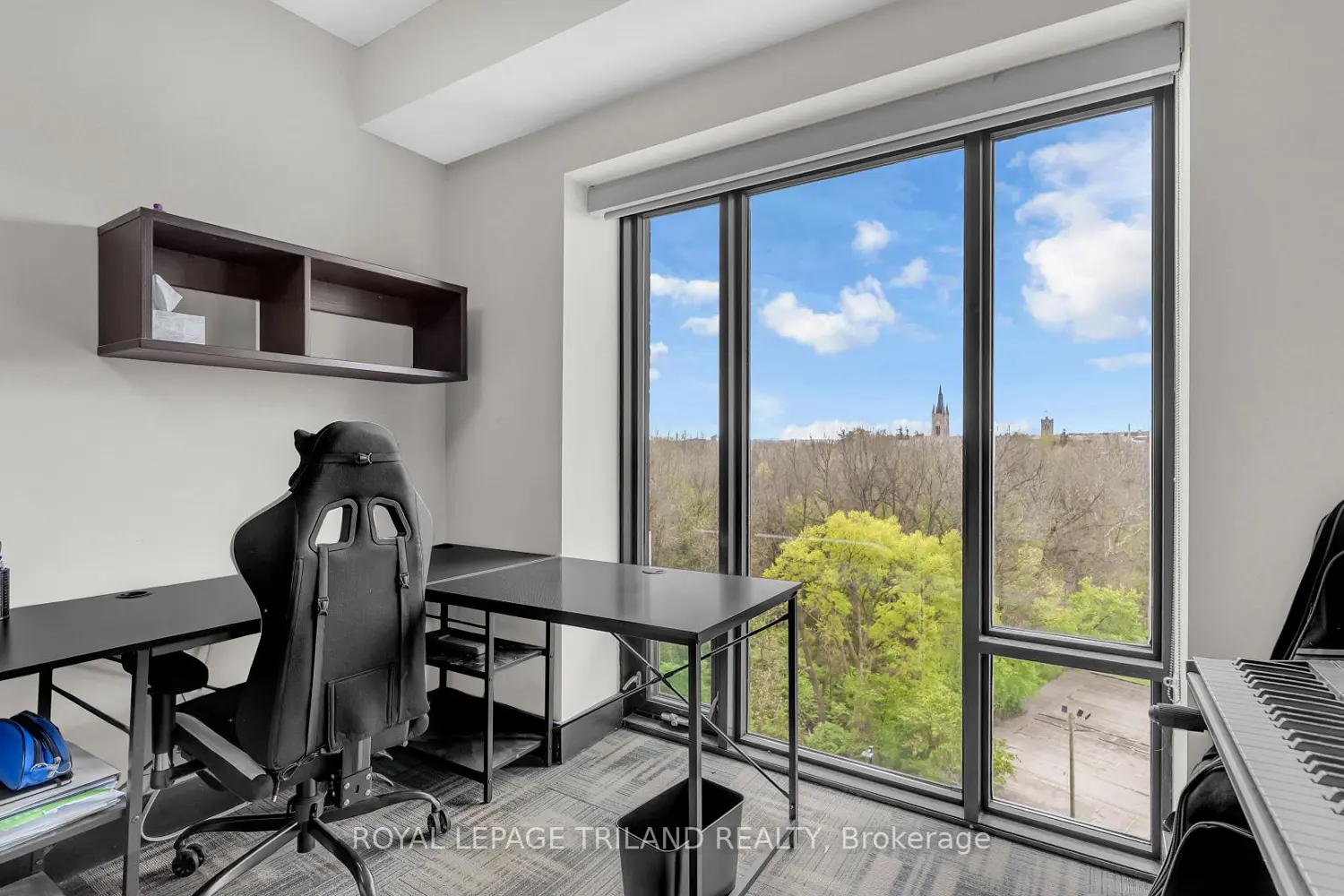 Additional image 7 of 1235 Richmond Street 901