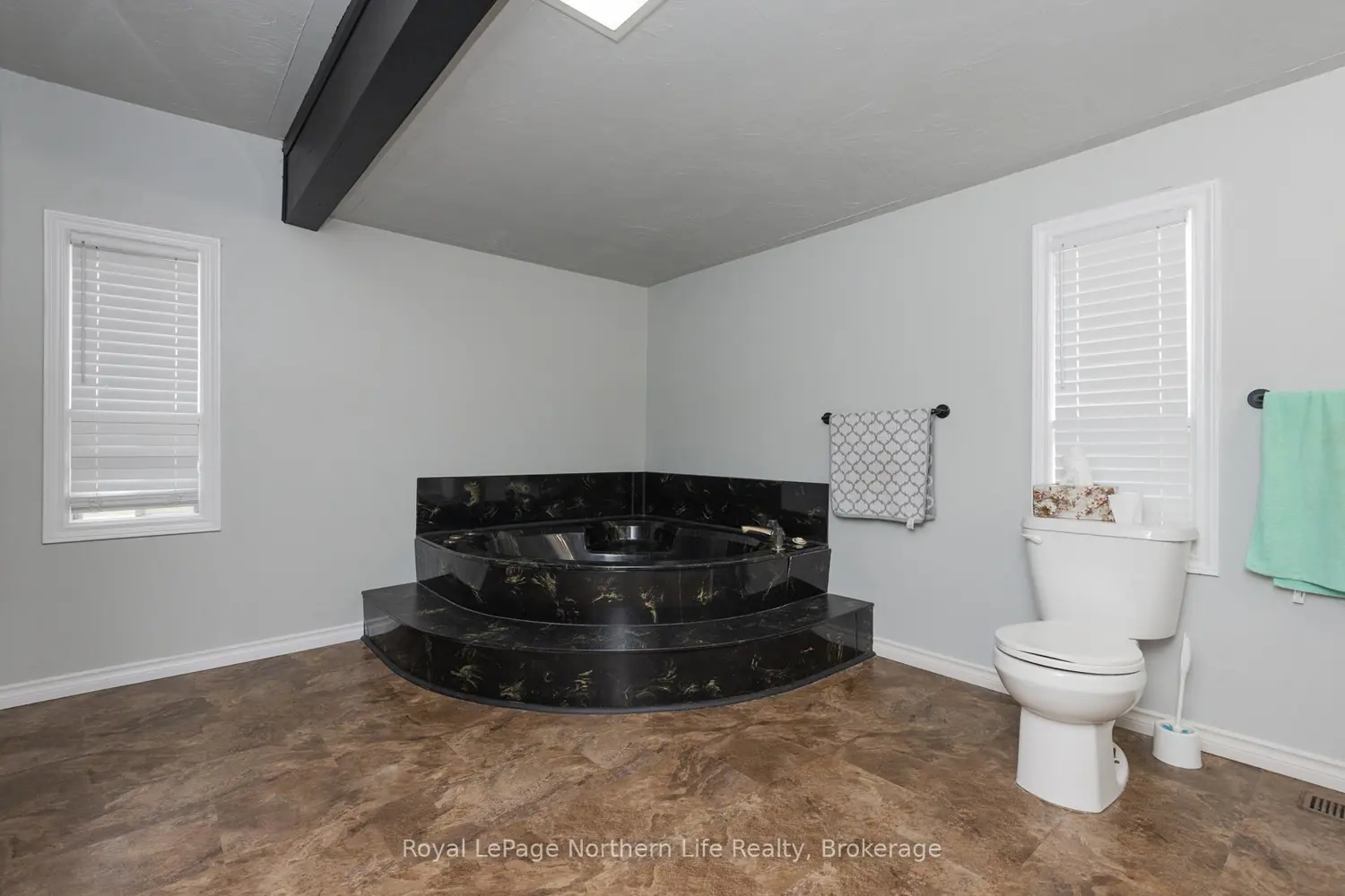 Additional image 12 of 781 Brydges Street