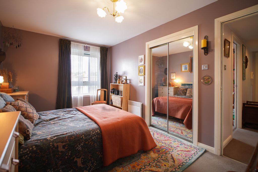 Additional image 10 of 2 bed flat for saleSouth Victoria Dock Road, Dundee DD1