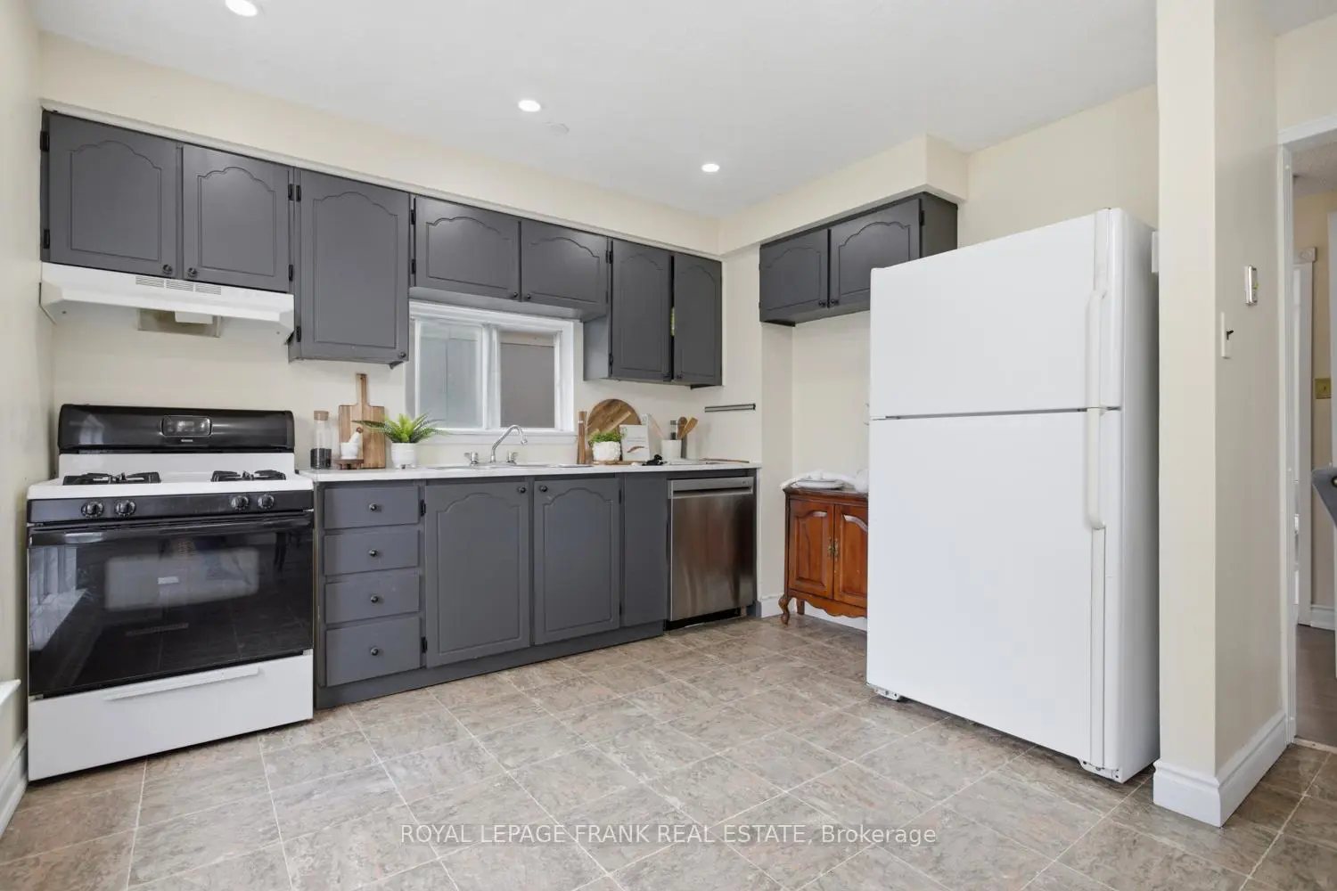 Additional image 8 of 521 Gaylord Drive