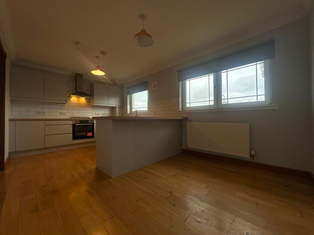 Additional image 6 of 3 bed flat to rentAllands Avenue, Inchinnan, Renfrewshire PA4