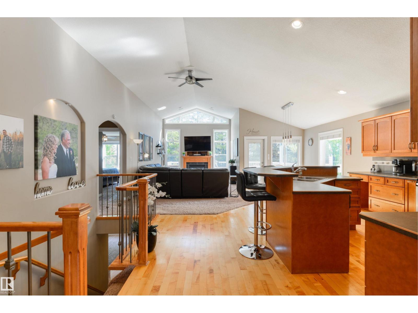 Additional image 6 of 68 Linksview Bay, Spruce Grove, AB, T7X4L5
