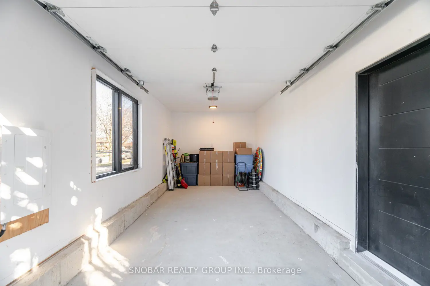 Additional image 10 of 720 Hillman Crescent