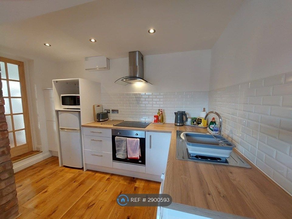 Additional image 21 of 6 bed detached house to rentMain Road, Ombersley, Droitwich WR9
