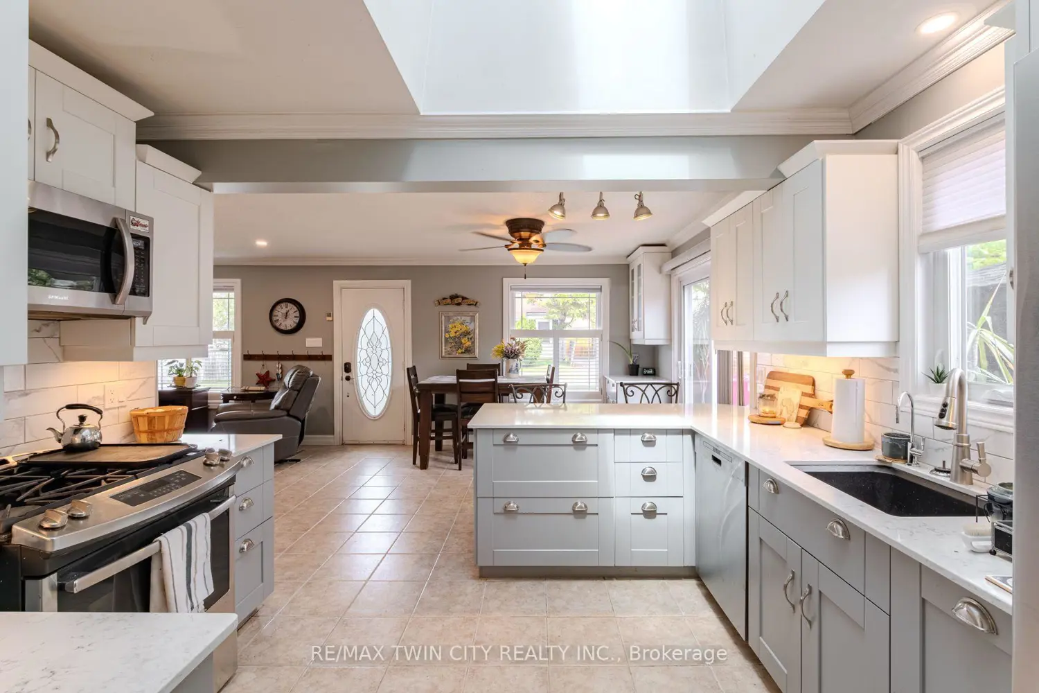 Additional image 9 of 36 Crandell Avenue