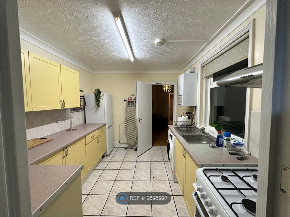 Additional image 10 of 3 bed flat to rentMilton Road, Southampton SO15