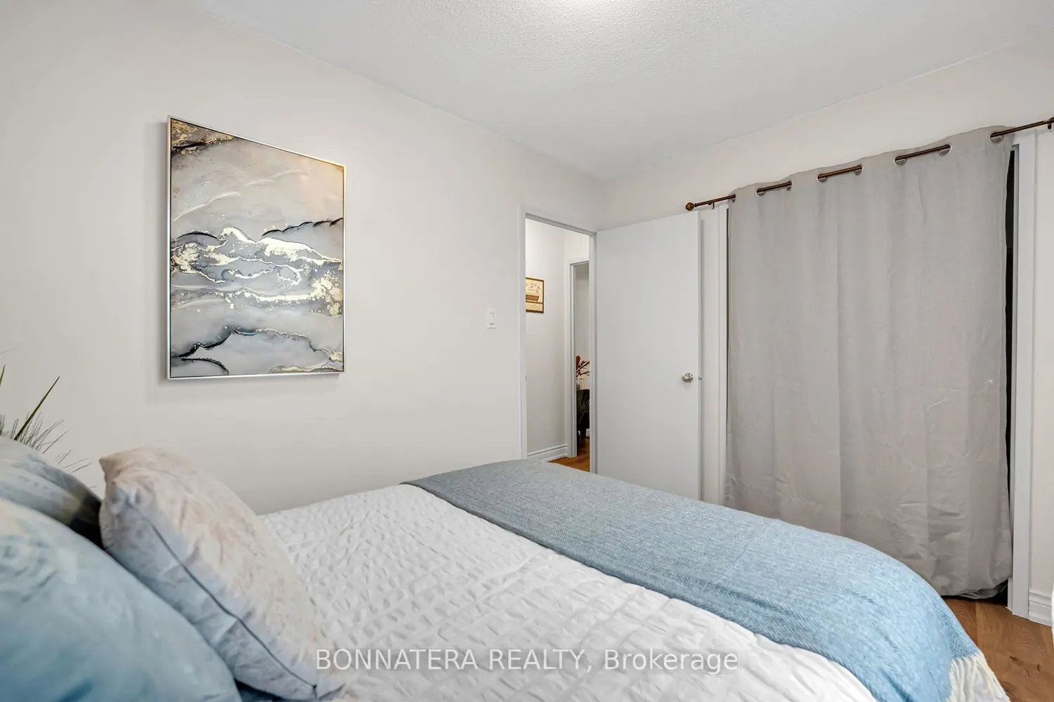 Additional image 11 of 3065 Queen Frederica Drive 905
