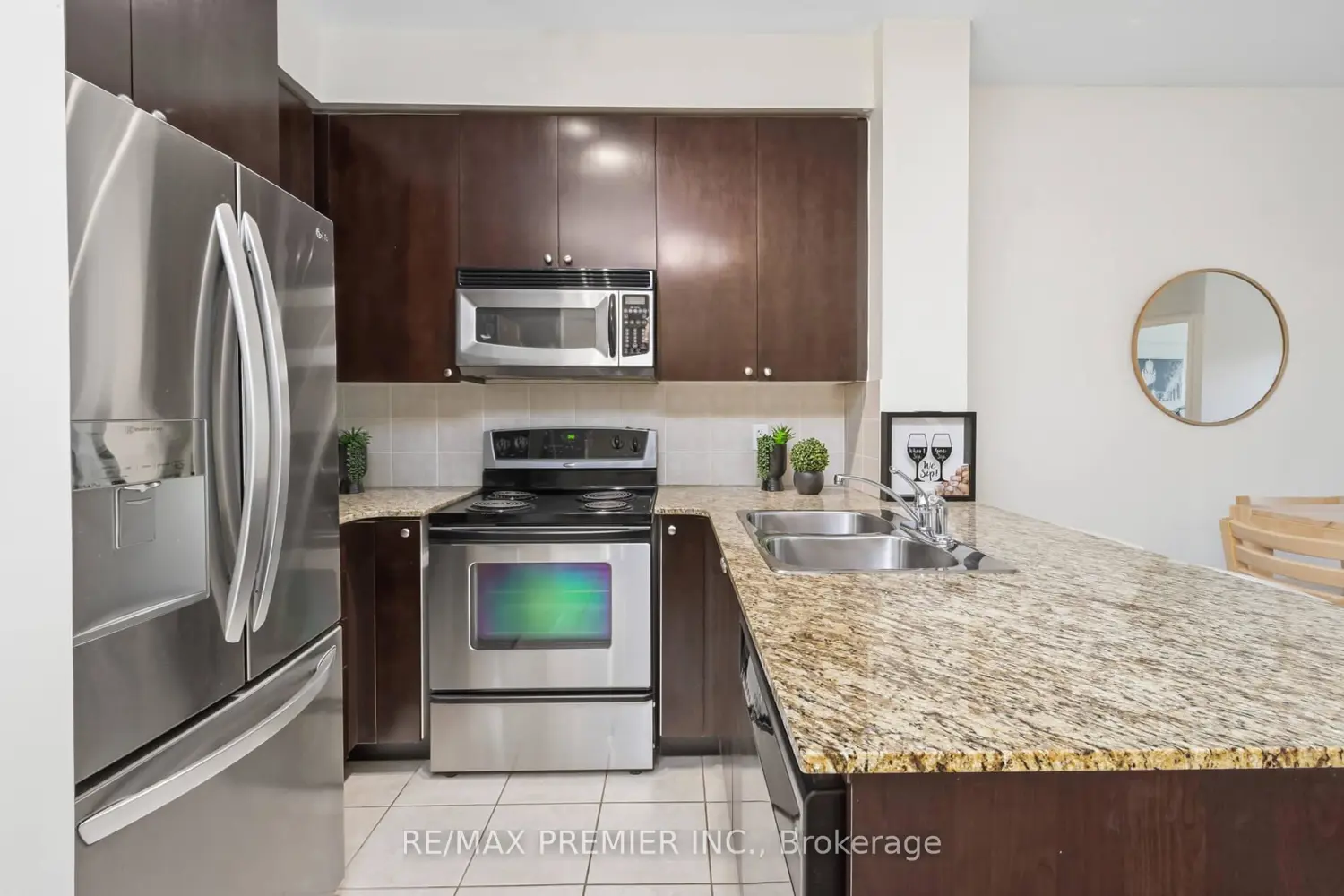 Additional image 5 of 8201 Islington Avenue 330