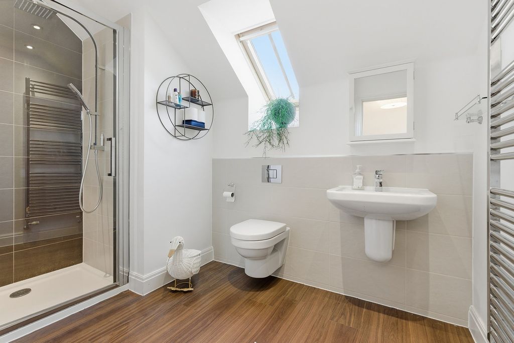Additional image 11 of 5 bed detached house for saleOrchard Green, Beaconsfield, Buckinghamshire HP9