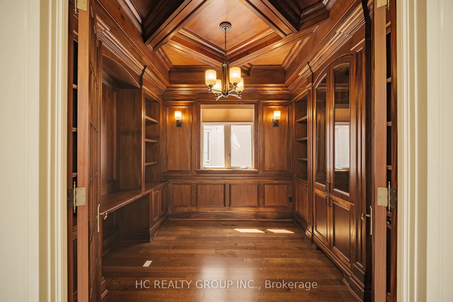 218A Holmes Avenue photo 3