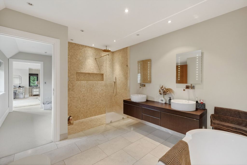 Additional image 29 of 6 bed detached house for saleSquirrels Chase, Prestbury, Macclesfield SK10