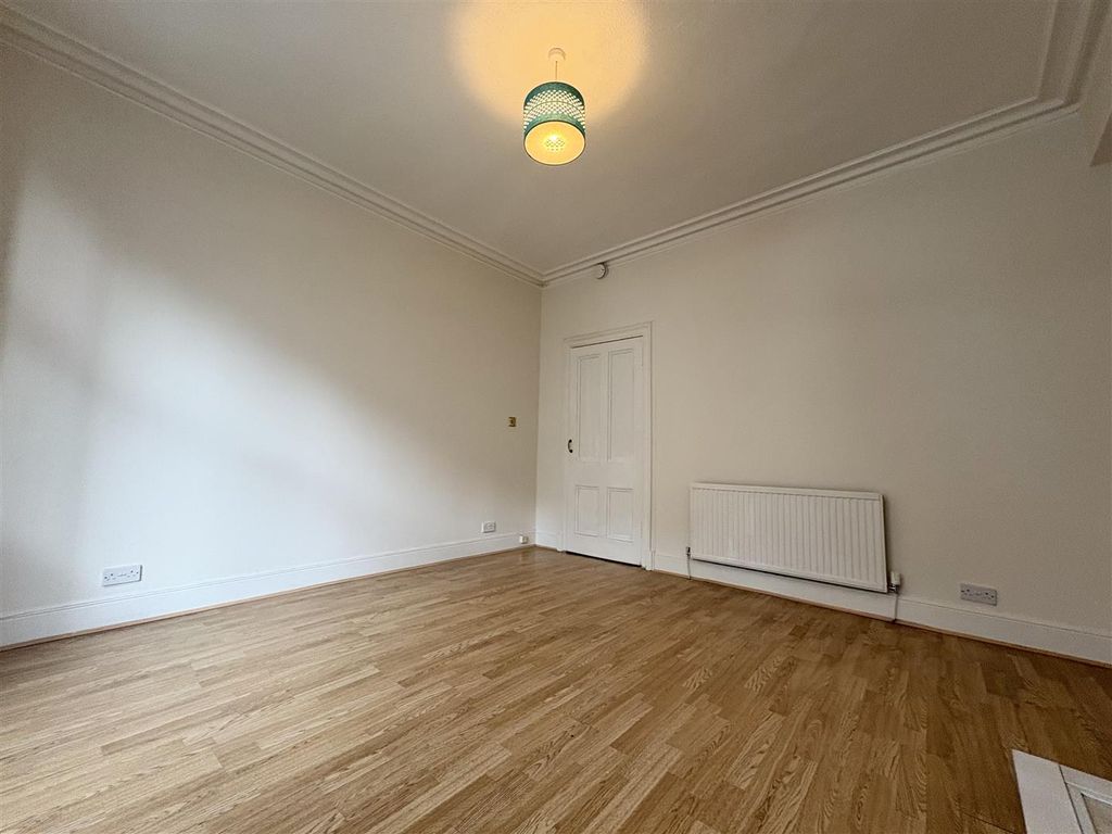 Additional image 4 of 2 bed flat to rentFriar Street, Craigie, Perth PH2