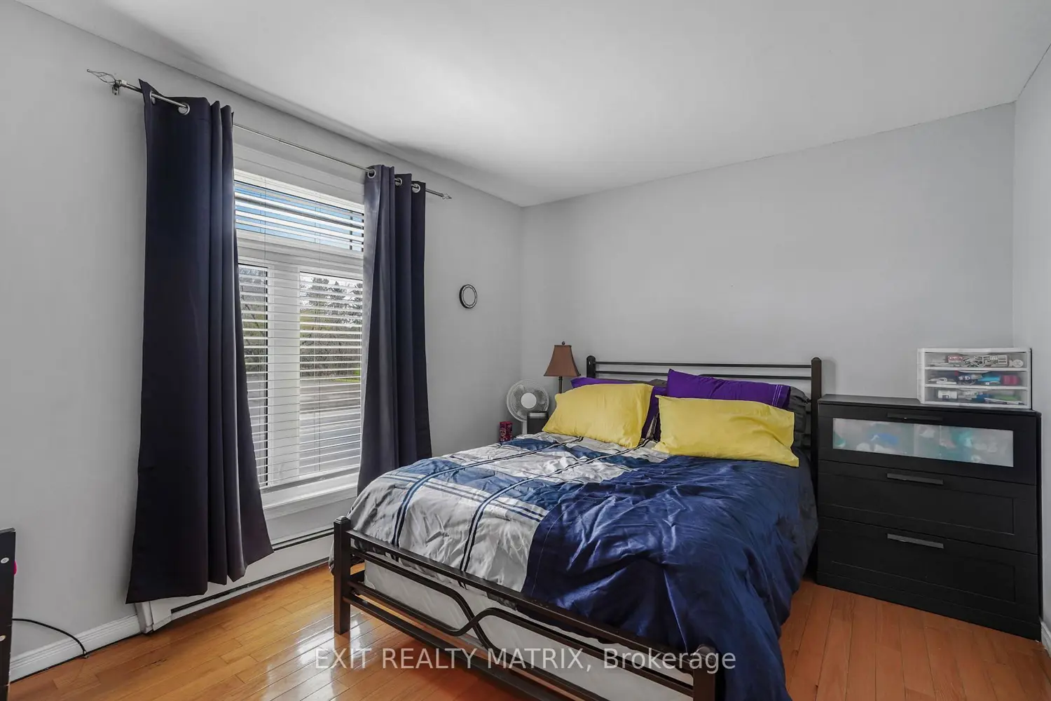 Additional image 4 of 916 King St Street