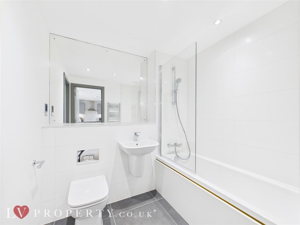 Additional image 8 of 2 bed flat to rentGoodman Street, Birmingham, West Midlands B1