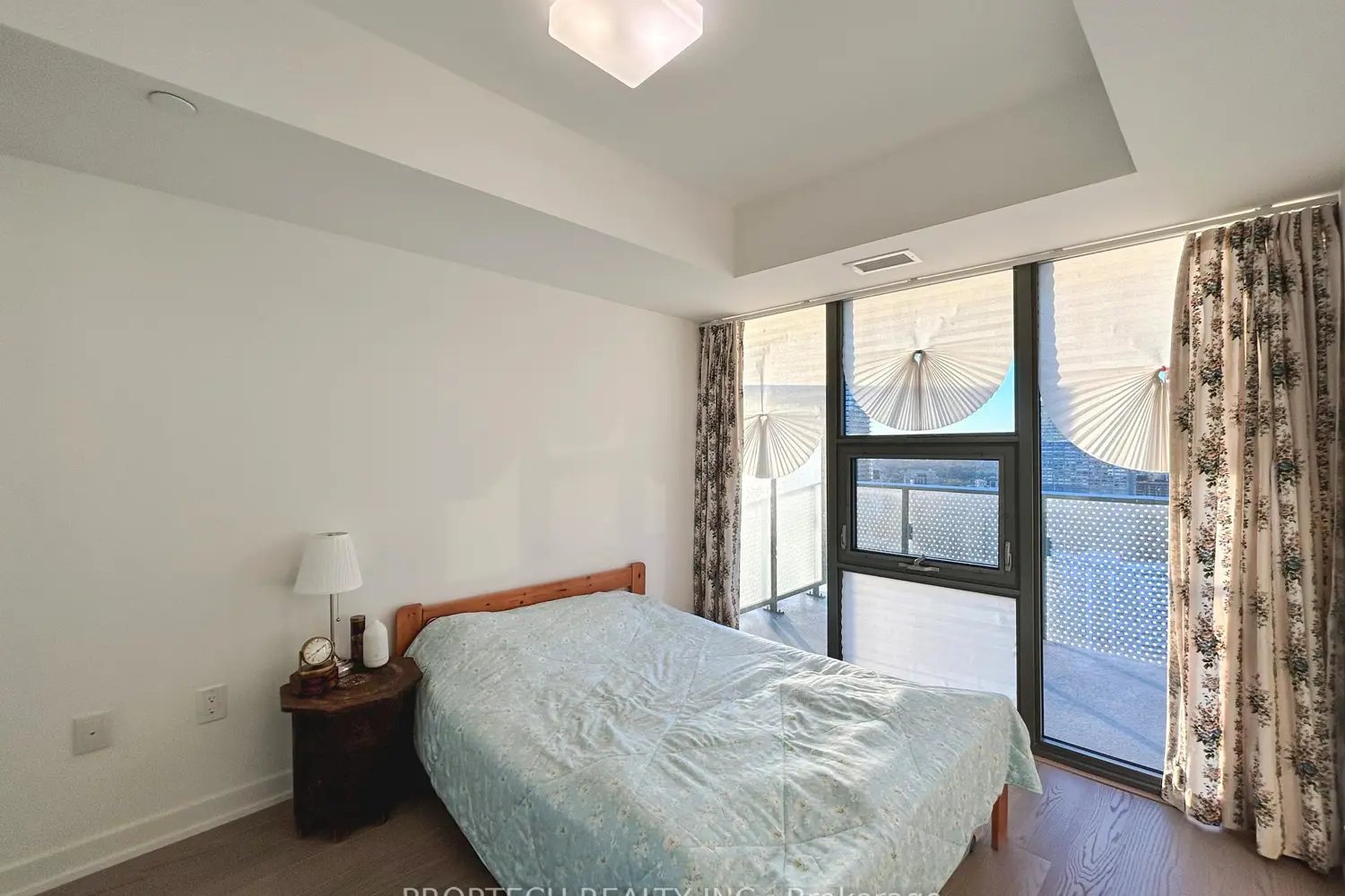 Additional image 5 of 11 Wellesley Street 4209