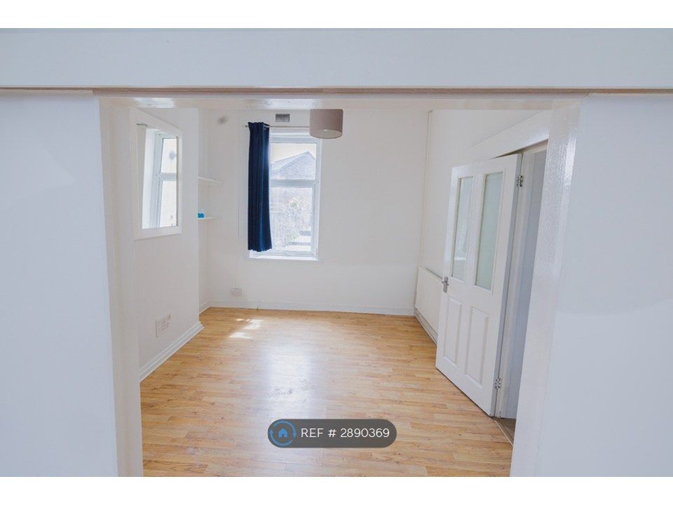 Additional image 10 of 3 bed terraced house to rentBarry Road, Barry CF63