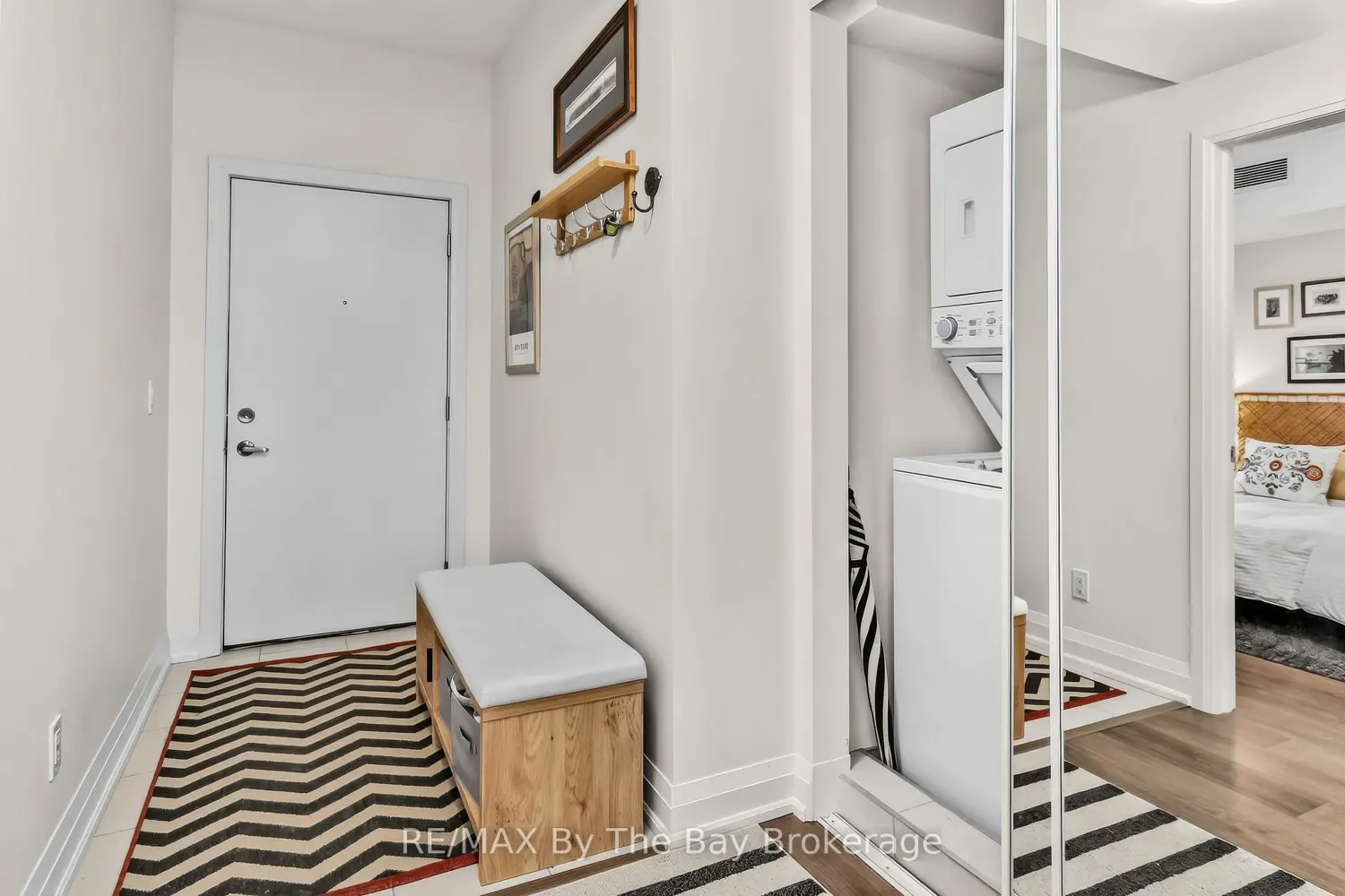 5 Spooner Crescent 311 photo 2
