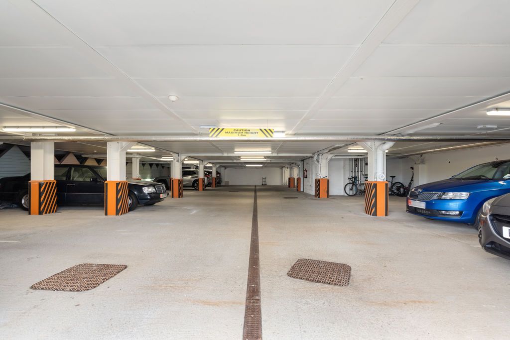 Additional image 26 of 3 bed flat for sale11 Imperial Heights, The Promenade, Port Erin IM9