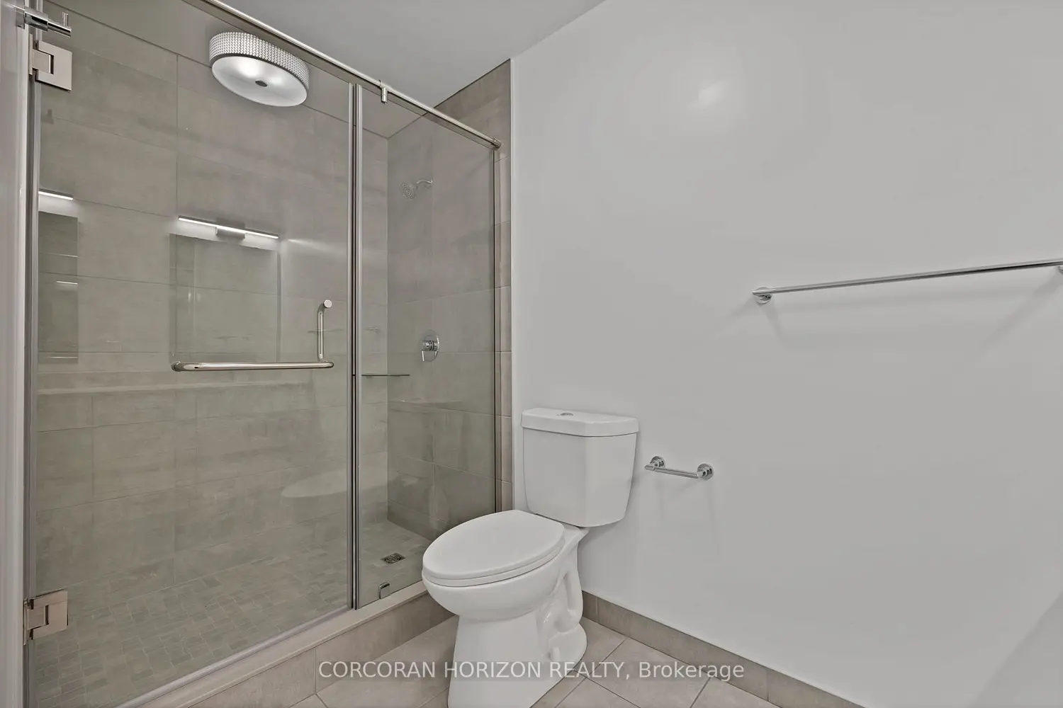Additional image 5 of 50 Grand Avenue 901