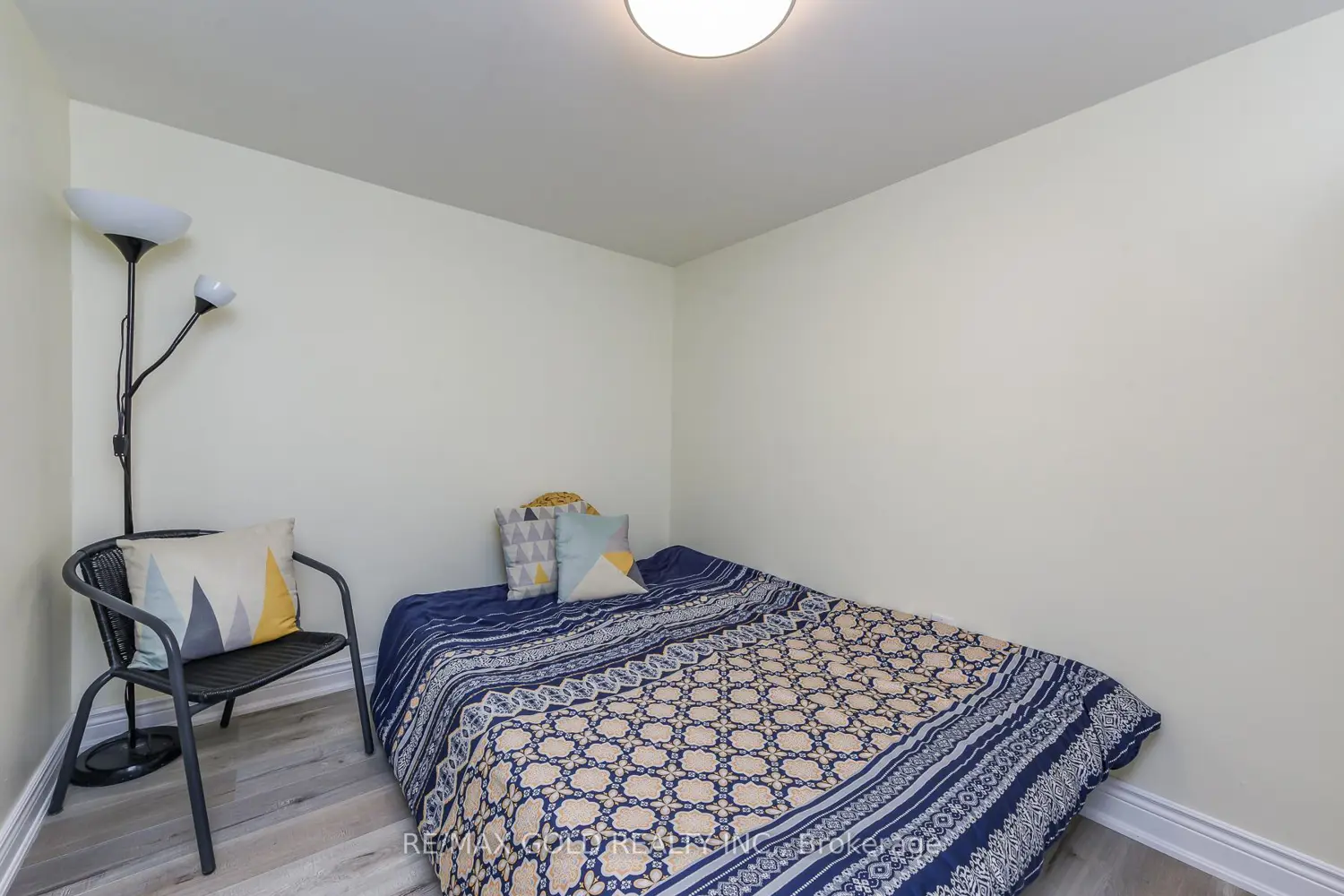 Additional image 14 of 7595 Wrenwood Crescent