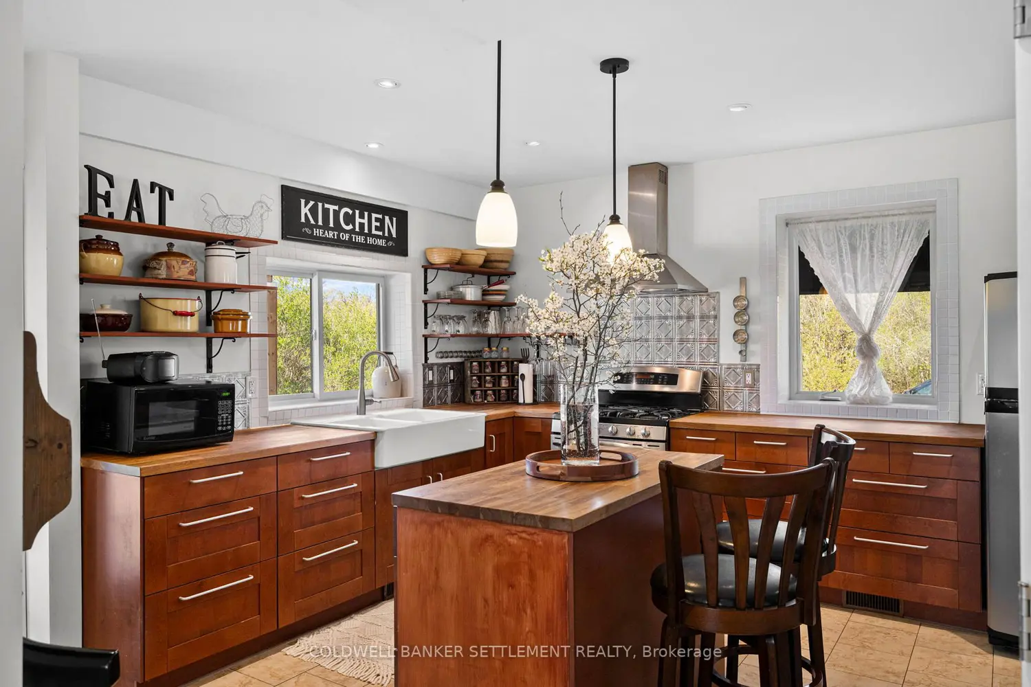 210 Port Elmsley Road photo 5