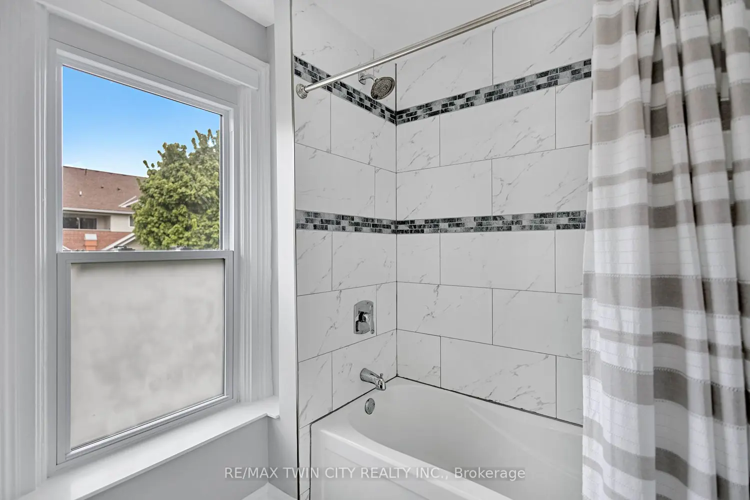 Additional image 14 of 290 Park Avenue