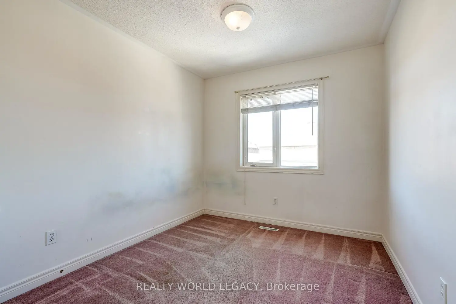 Additional image 9 of 2313 Newcastle Crescent