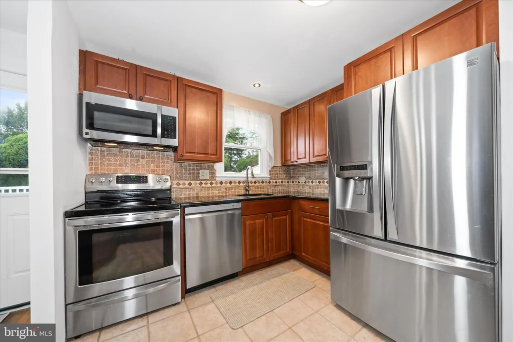 Additional image 9 of 1916 Floral Drive, Wilmington, DE 19810