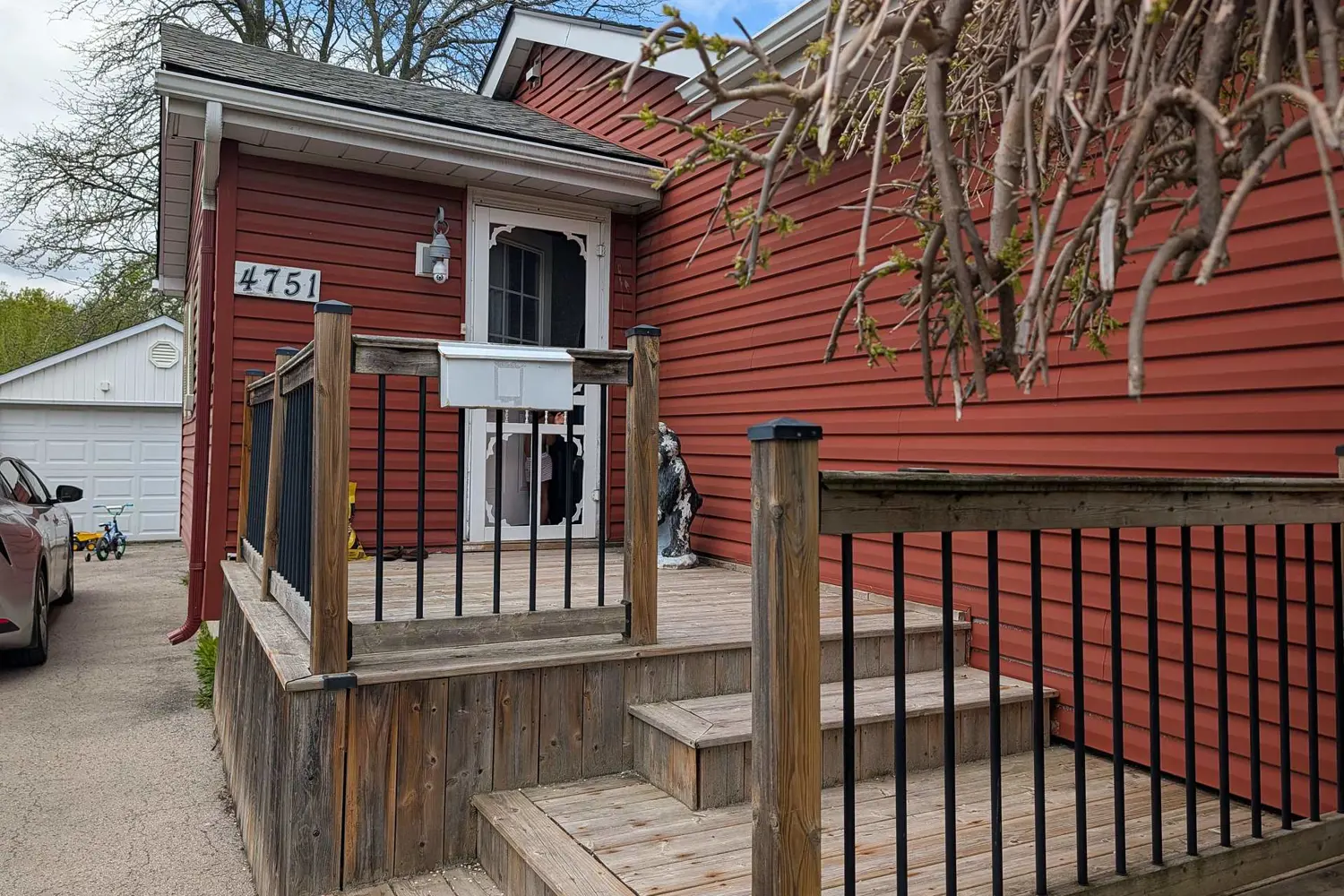 Additional image 2 of 4751 Baldwin Avenue