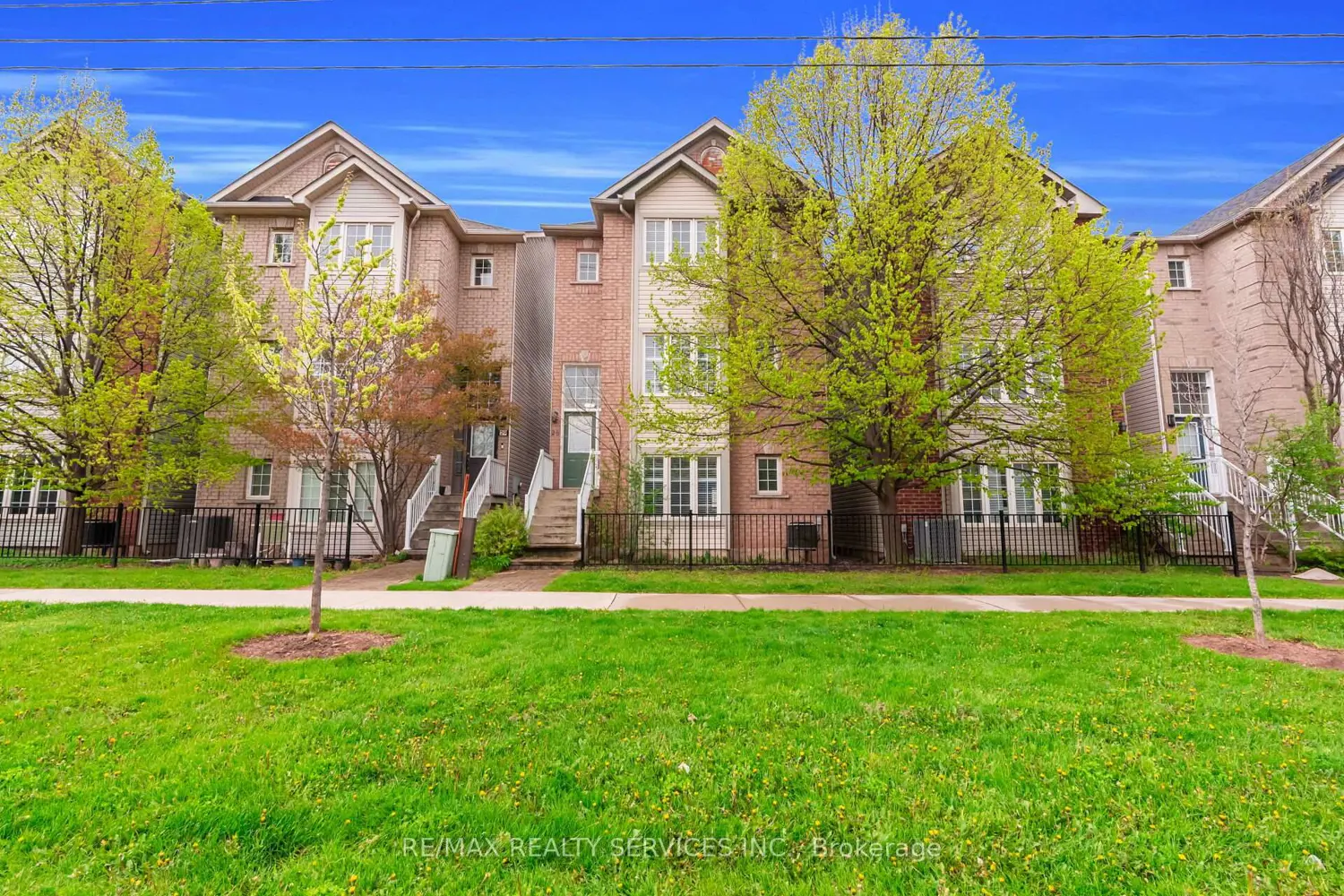 5110 Fairview Street 28