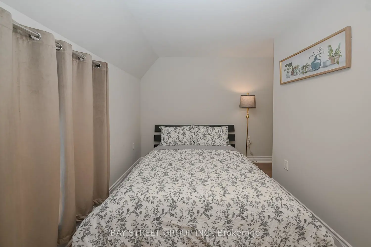 Additional image 13 of 4534 Morrison Street