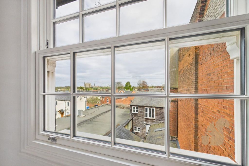 Additional image 7 of 2 bed flat to rentSt. Johns Street, Bury St. Edmunds IP33