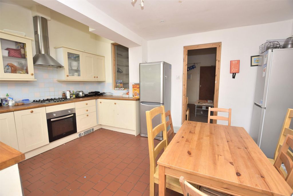 Additional image 3 of 5 bed terraced house to rentShaftesbury Road, Bath, Somerset BA2