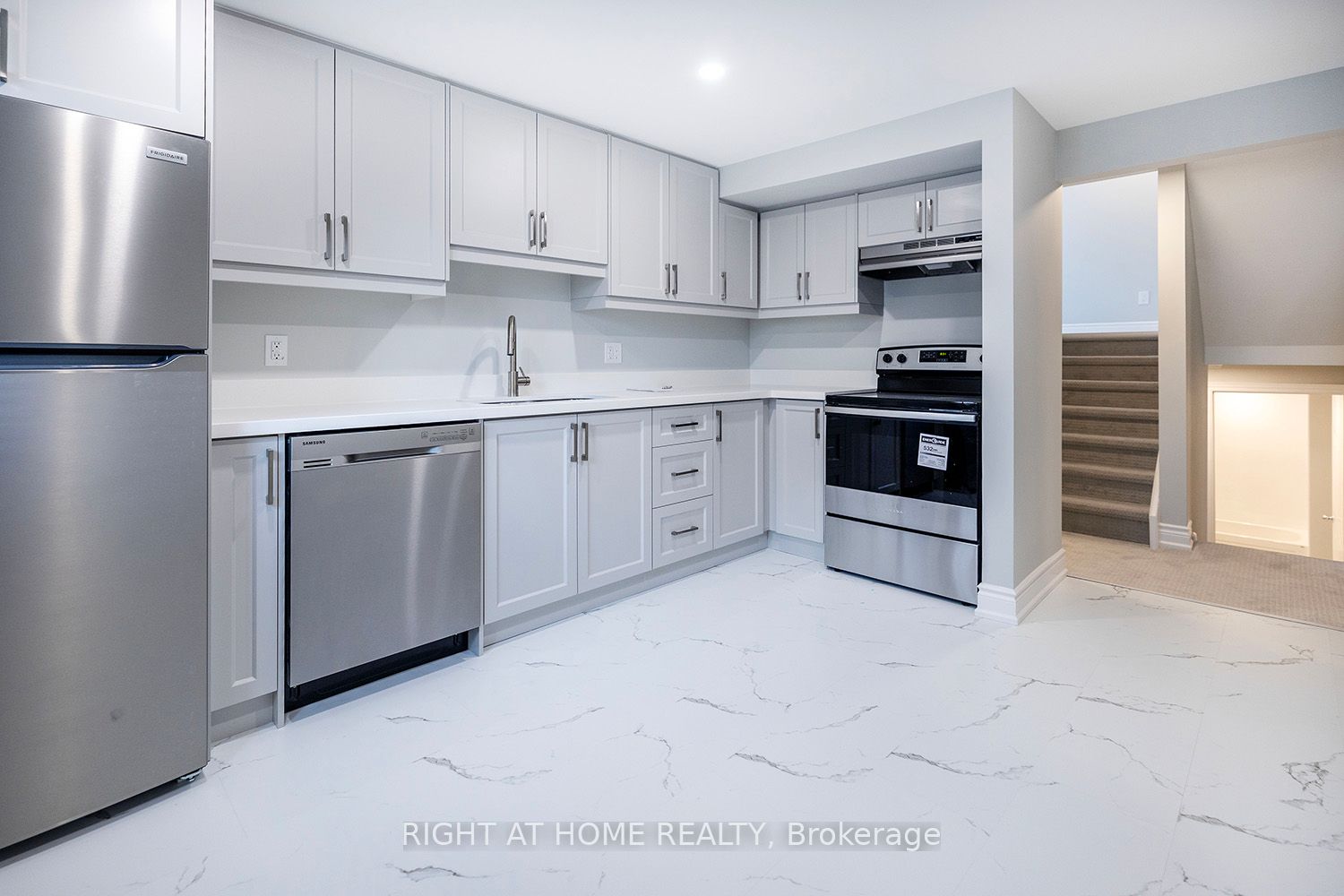 Additional image 6 of 204 Johnson Avenue, Whitby, ON, L1N 0L4