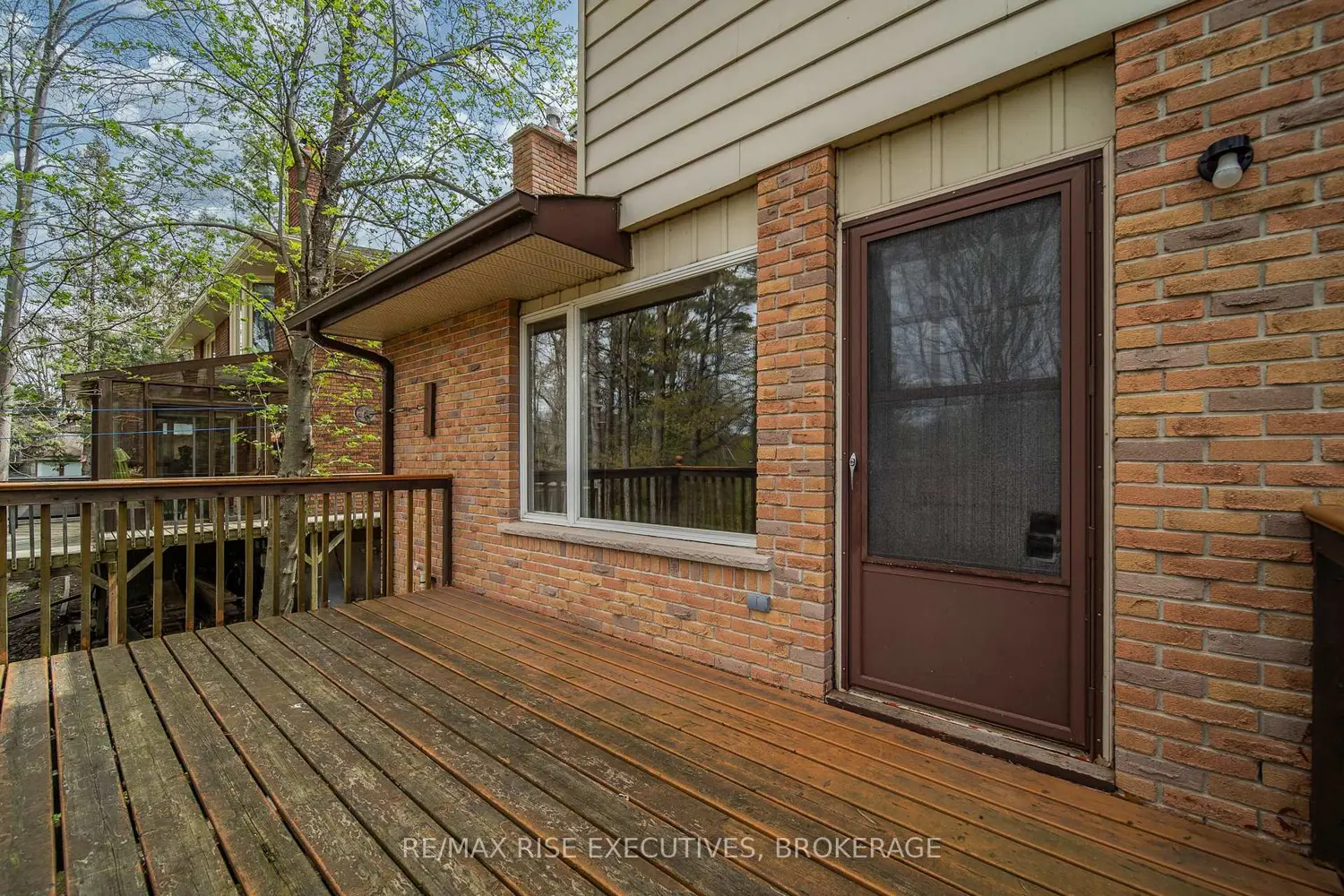 Additional image 16 of 899 Safari Drive