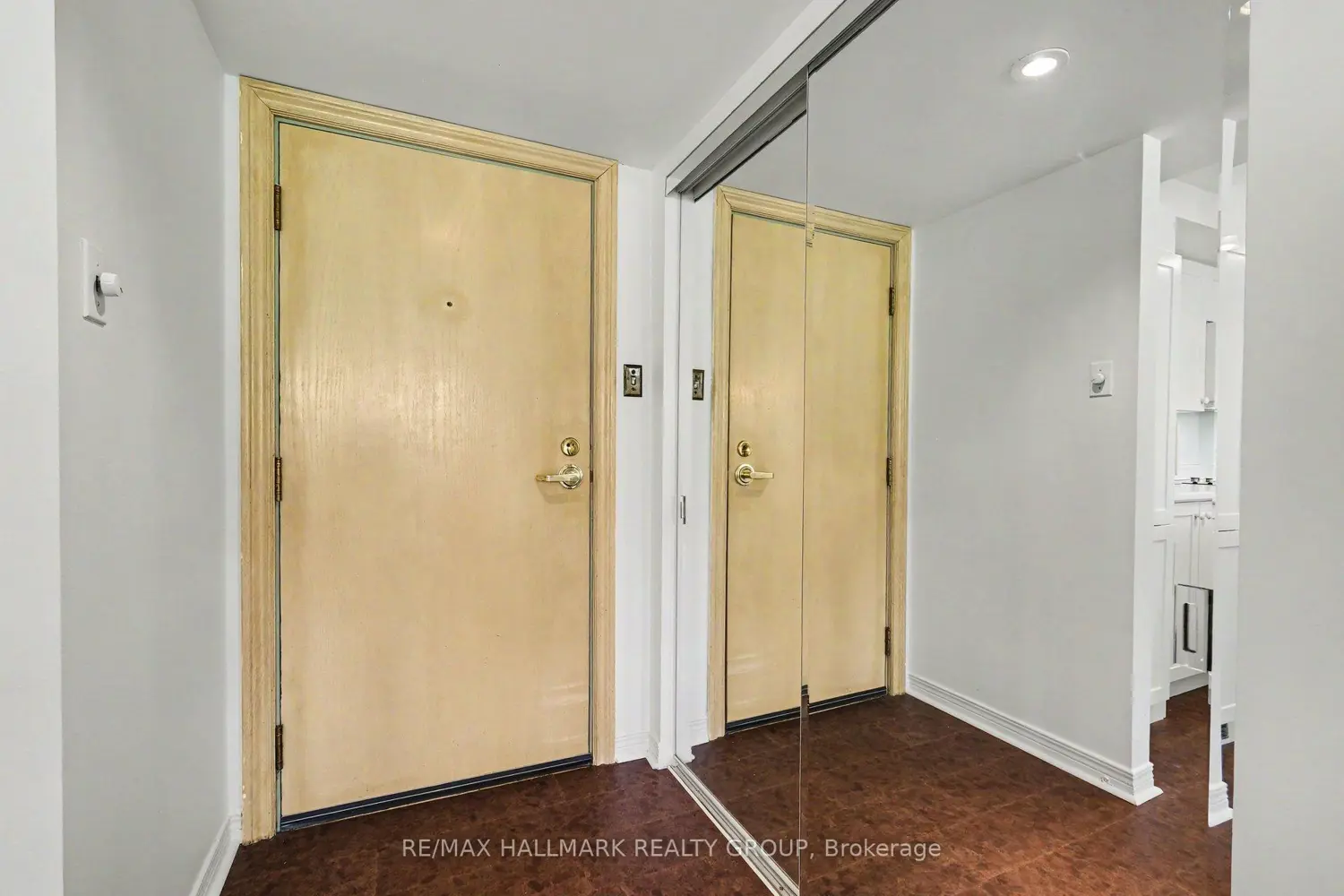 Additional image 2 of 30 Charlevoix Street 103
