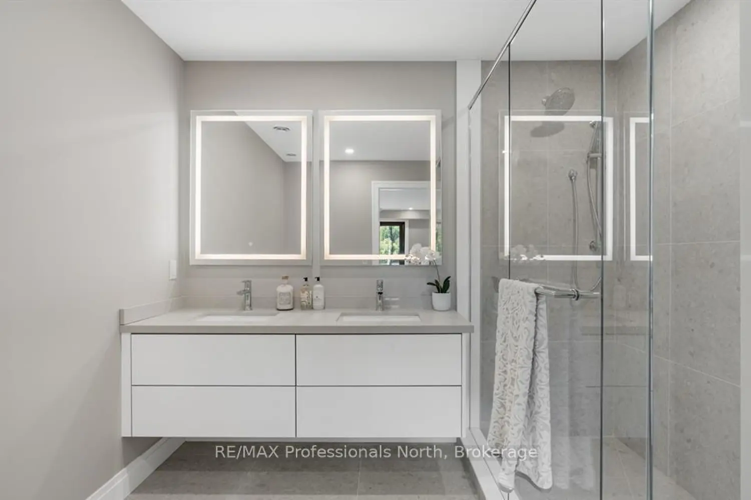 Additional image 9 of 32 Brunel Road 201