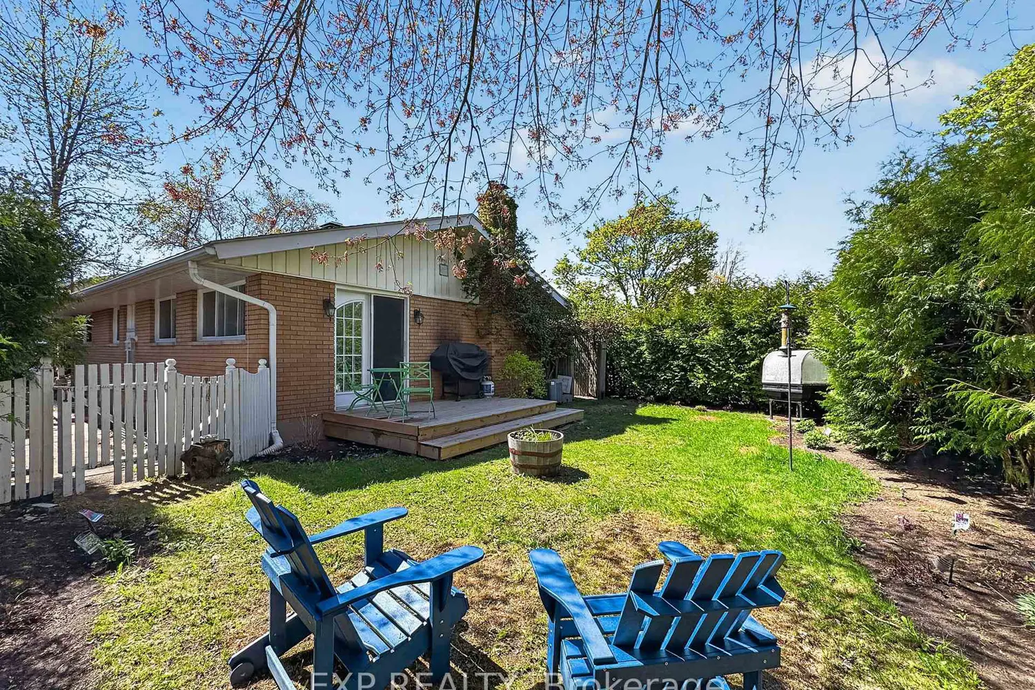 728 Fielding Drive photo 4