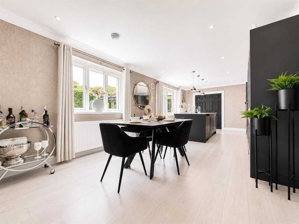 Additional image 9 of 5 bed detached house for saleGailes Park, Bothwell G71