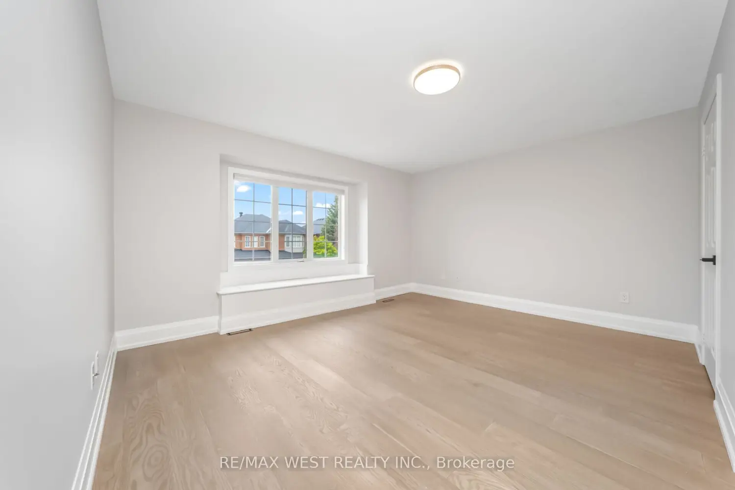 Additional image 12 of 5843 Rainspring Drive