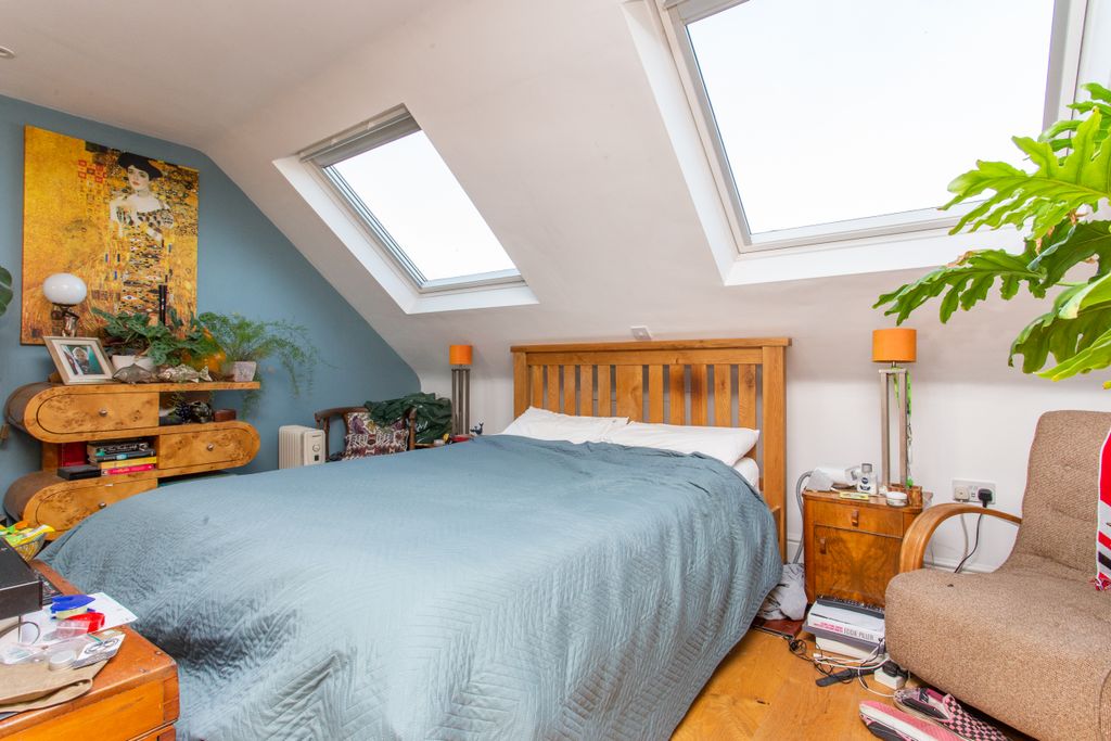 Additional image 10 of 6 bed semi-detached house for saleMilton Close, Canterbury, Kent CT1
