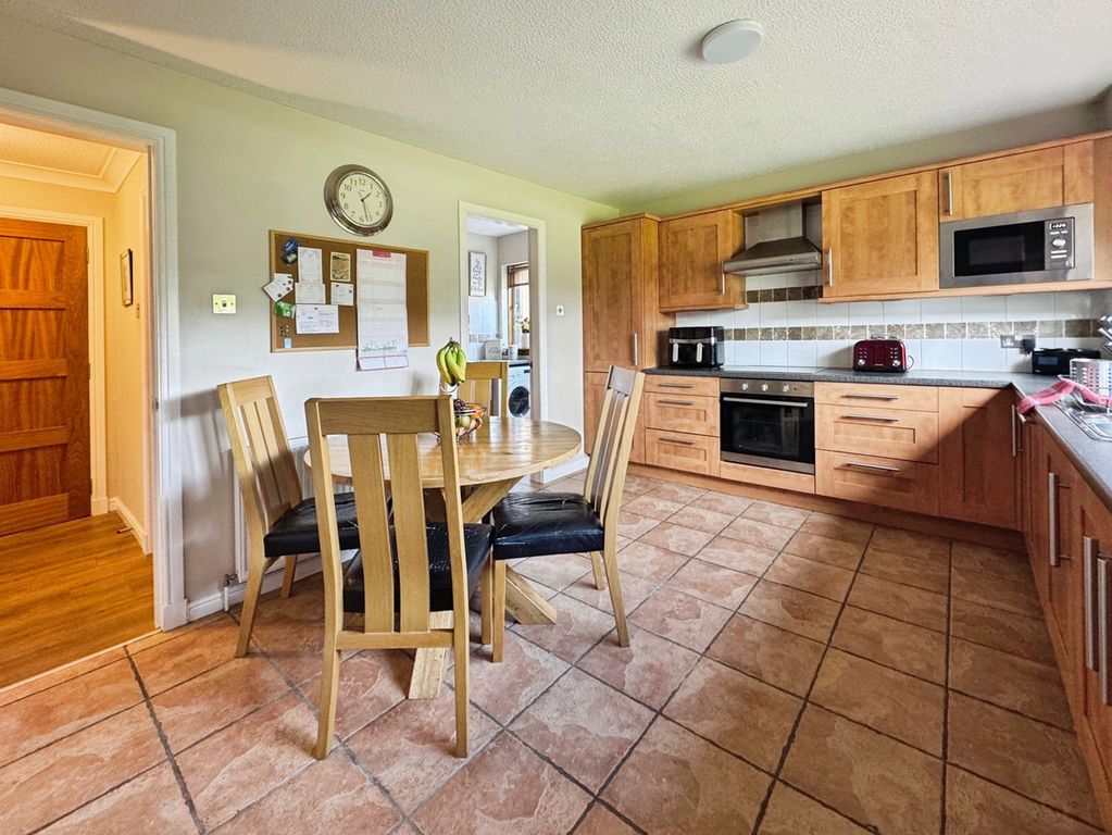 Additional image 8 of 5 bed detached house for sale3 Tummel Road, Wemyss Bay PA18
